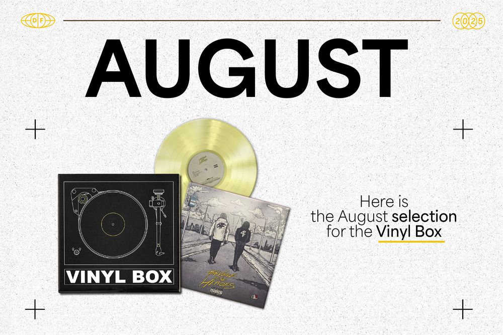 August's box 💜