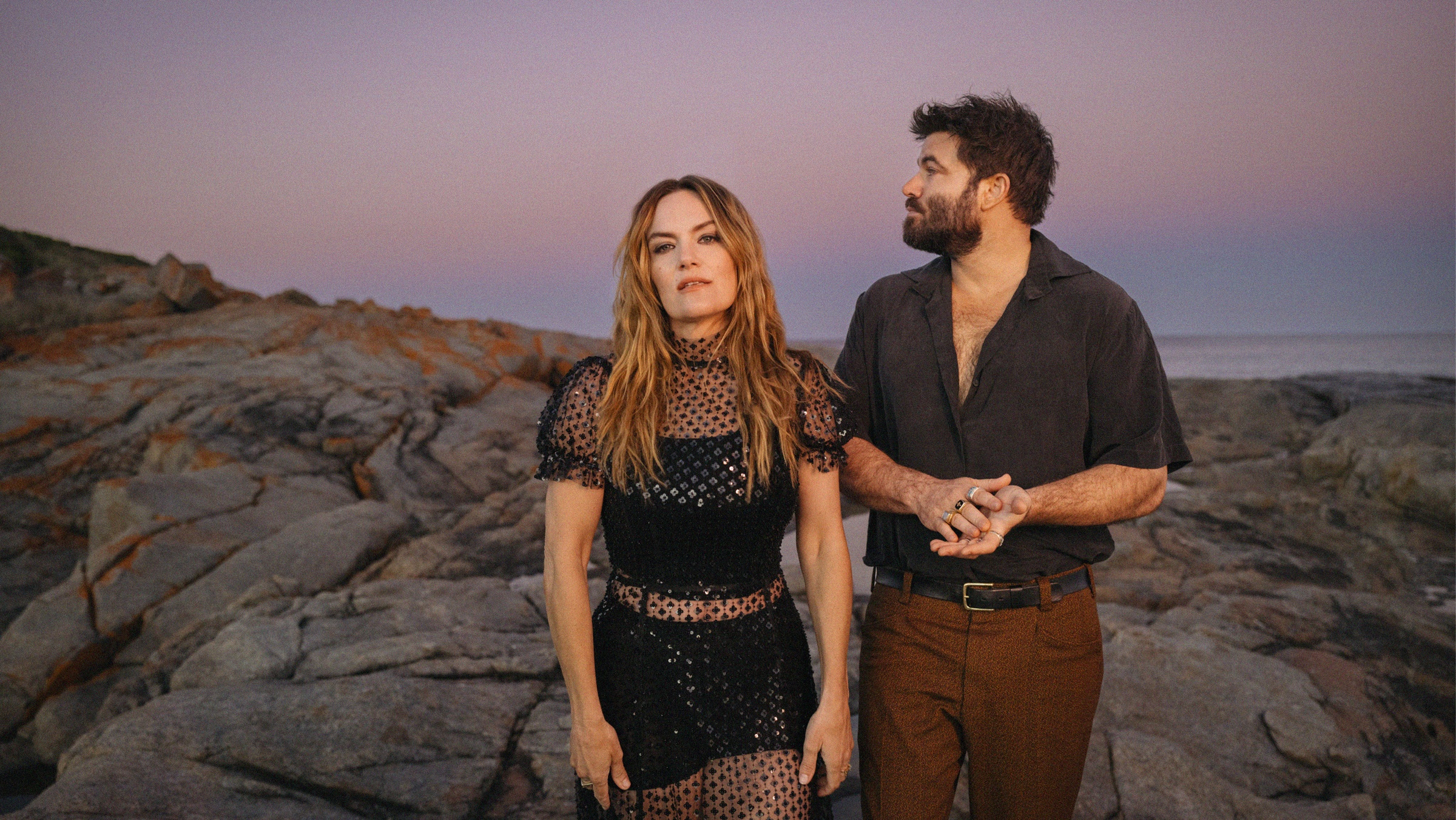 Angus & Julia Stone