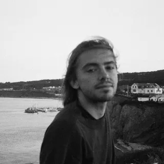 Louis LNR