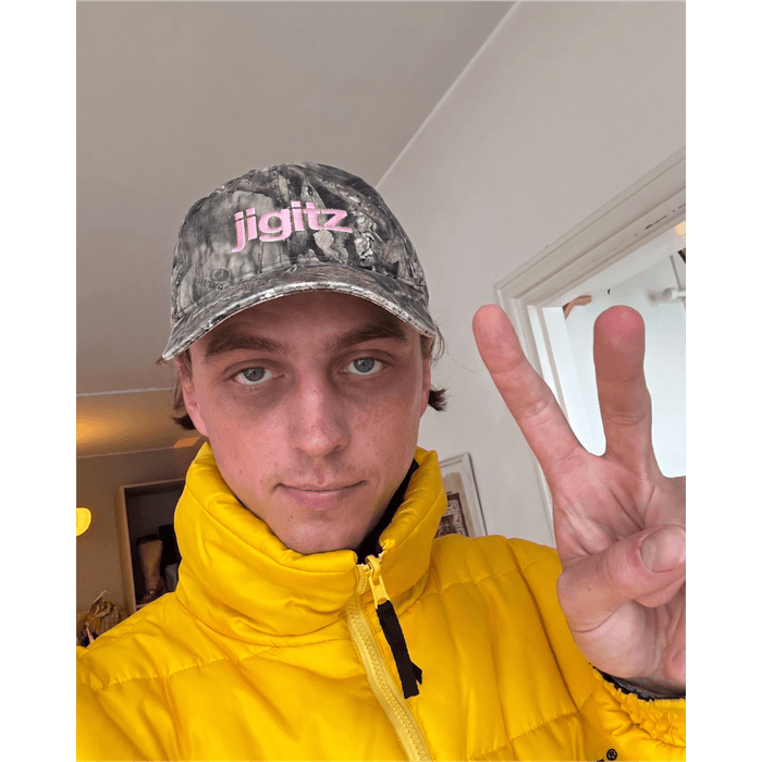 Merch - jigitz - pink camo hat (hover)