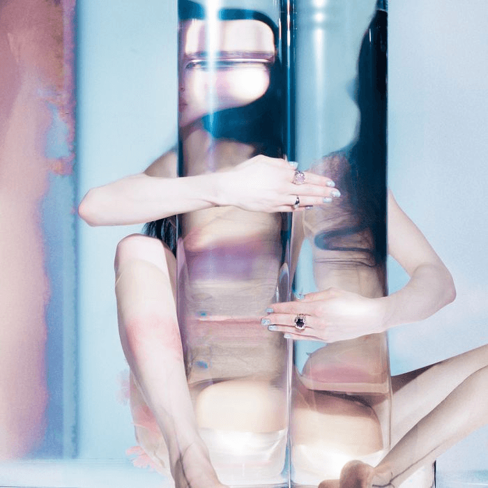 Vinyl - Poppy - Empty Hands (hover)